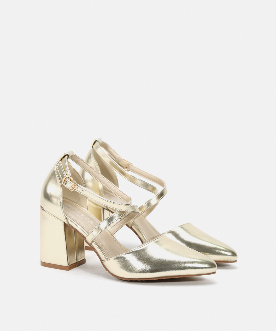 Zapato tac&oacute;n tiras cruzadas 